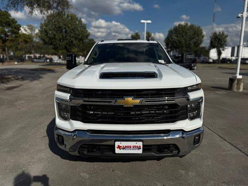 2026 Chevrolet Silverado 3500 LT