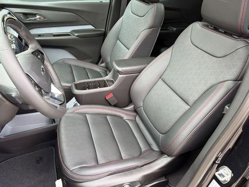 Mosaic Black Metallic 2027 Chevrolet Bolt RS FWD