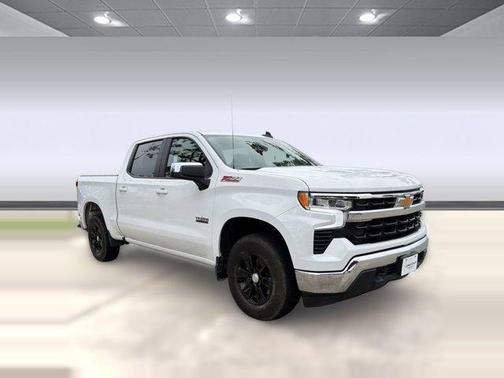 Summit White 2024 Chevrolet Silverado 1500 LT