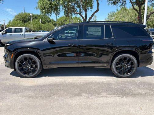 Mosaic Black Metallic 2026 Chevrolet Traverse RS