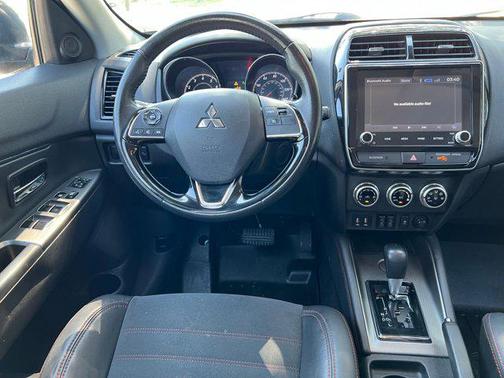 2022 Mitsubishi Outlander Sport SE