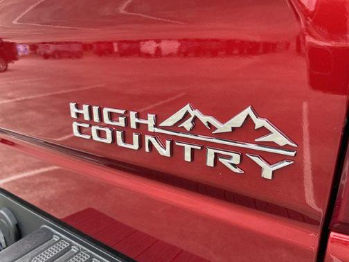 2025 Chevrolet Silverado 1500 High Country