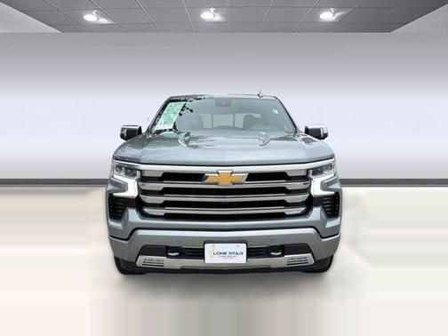 Sterling Gray Metallic 2025 Chevrolet Silverado 1500 High Country