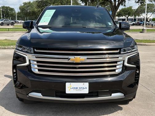 Black 2024 Chevrolet Suburban 4WD High Country