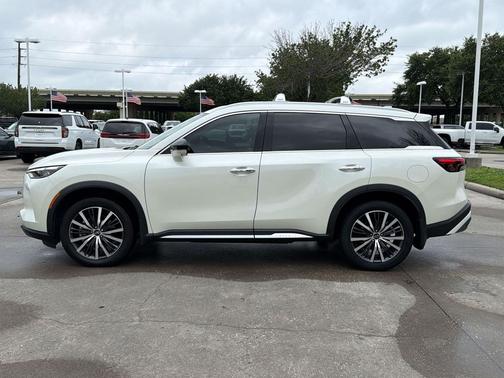 Majestic White 2023 INFINITI QX60 SENSORY