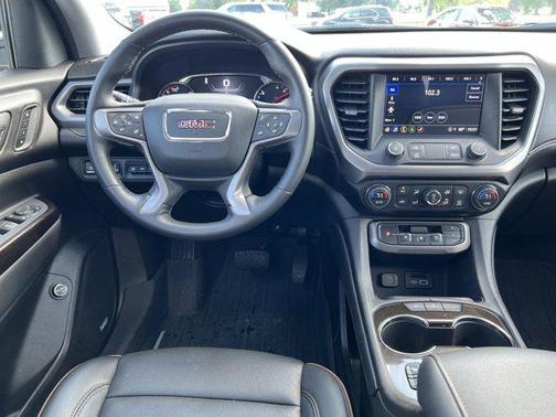 2023 GMC Acadia AWD AT4