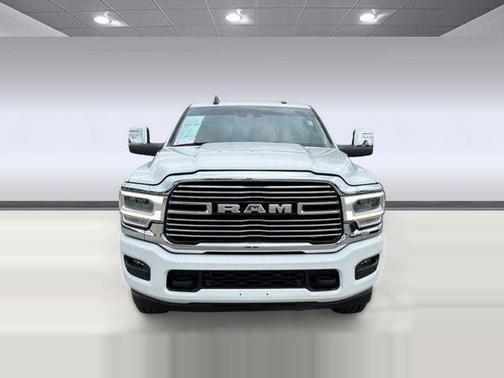 Bright White Clearcoat 2024 RAM 2500 Laramie Crew Cab 4x4 6'4' Box