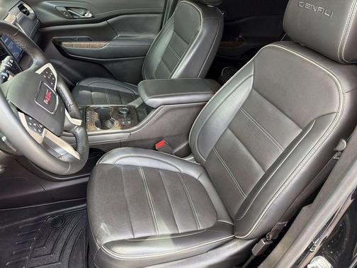 Ebony Twilight Metallic 2023 GMC Acadia Denali