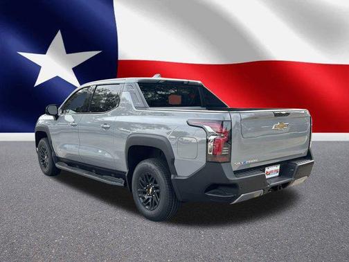 2025 Chevrolet Silverado EV LT