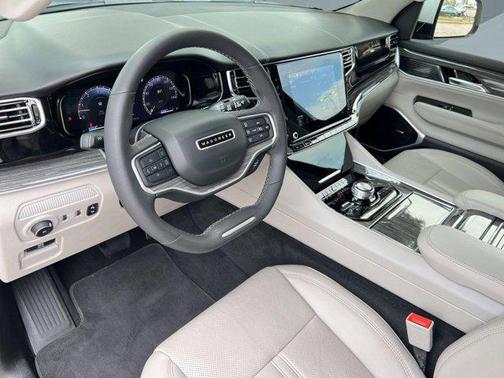 2022 Jeep Wagoneer Series II 4x4