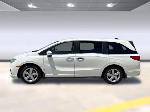 White Diamond Pearl 2019 Honda Odyssey EX-L w/Navigation/RES