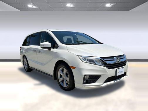 White Diamond Pearl 2019 Honda Odyssey EX-L w/Navigation/RES
