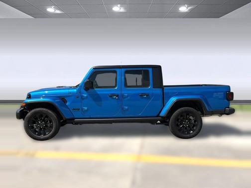 Hydro Blue Pearlcoat 2025 Jeep Gladiator Nighthawk