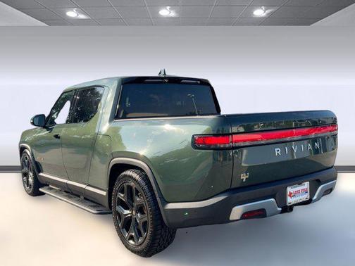 2022 Rivian R1T Adventure