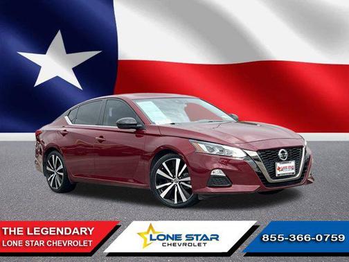 2022 Nissan Altima SR FWD