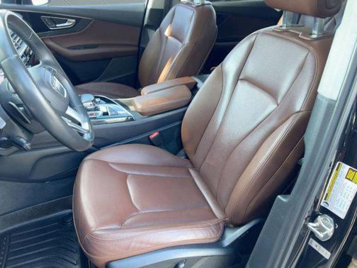 2019 Audi Q7 55 Premium Plus