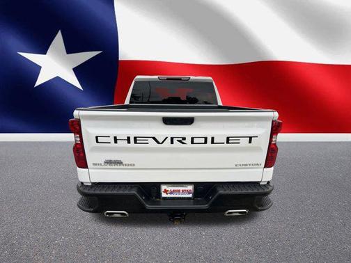 2022 Chevrolet Silverado 1500 Custom Trail Boss