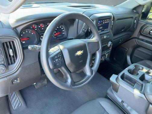 2025 Chevrolet Silverado 2500 Custom