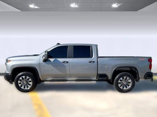 2025 Chevrolet Silverado 2500 Custom