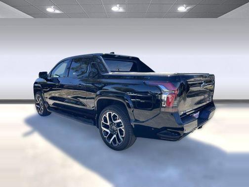 2024 Chevrolet Silverado EV RST