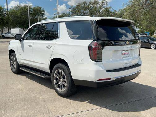 2025 Chevrolet Tahoe LS