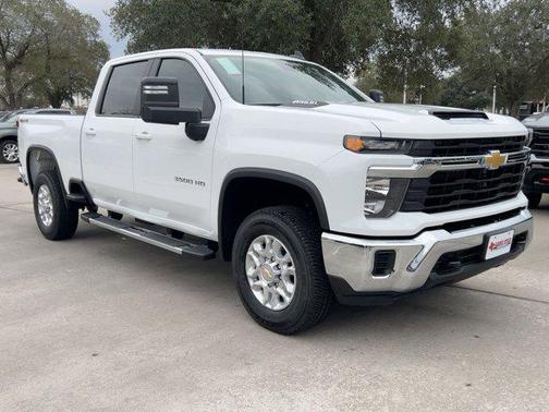 2026 Chevrolet Silverado 3500 LT