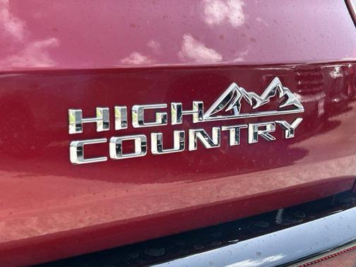2025 Chevrolet Traverse High Country