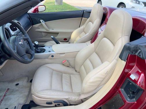 2005 Chevrolet Corvette Base