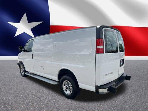 2023 GMC Savana 2500 Work Van
