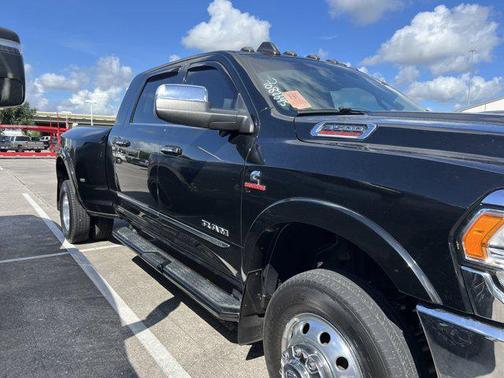 2019 RAM 3500 Limited Mega Cab 4x4 6'4' Box