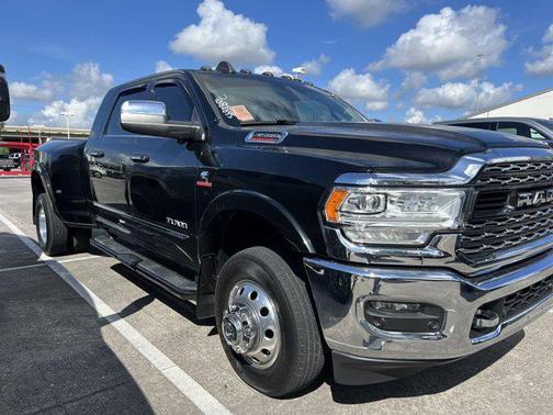 2019 RAM 3500 Limited Mega Cab 4x4 6'4' Box