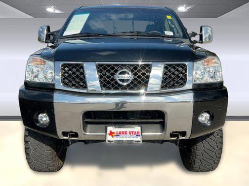 2004 Nissan Titan LE Crew Cab