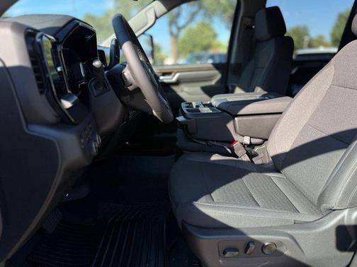 2026 Chevrolet Silverado 3500 LT