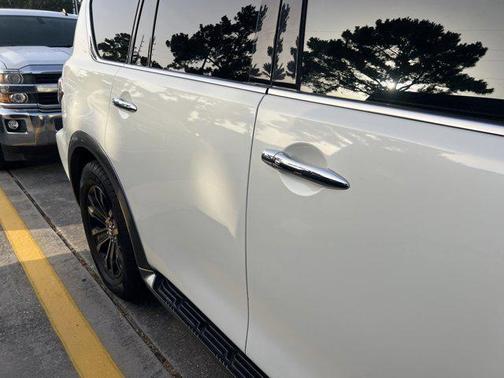2017 Nissan Armada Platinum