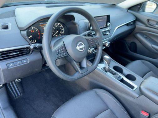 2024 Nissan Altima S FWD