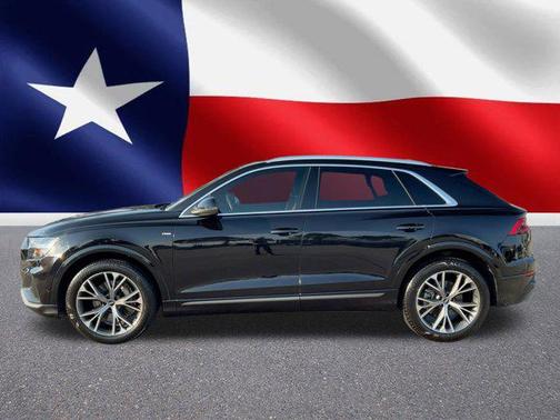 2021 Audi Q8 55 Premium Plus