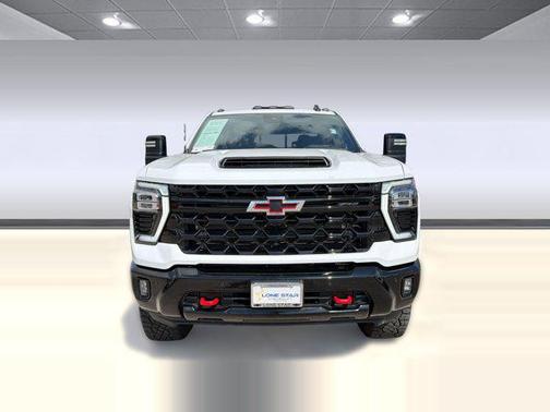 Summit White 2025 Chevrolet Silverado 2500 4WD Crew Cab Standard Bed ZR2