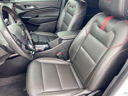 2025 Chevrolet Trax FWD 2RS