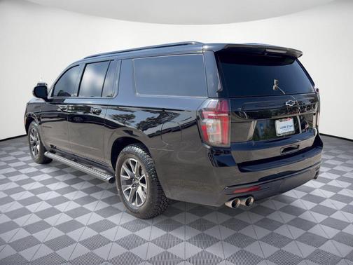 Black 2024 Chevrolet Suburban 4WD Z71