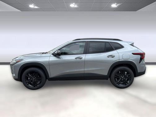 Sterling Gray Metallic 2026 Chevrolet Trax FWD ACTIV