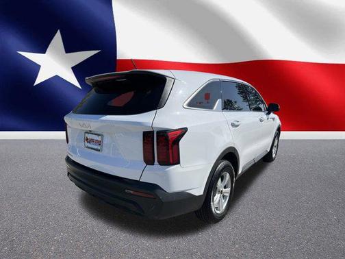 2023 Kia Sorento LX