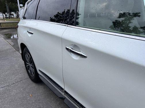 2018 INFINITI QX60 Base