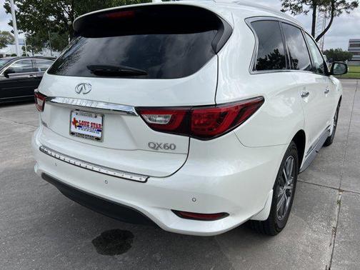 2018 INFINITI QX60 Base