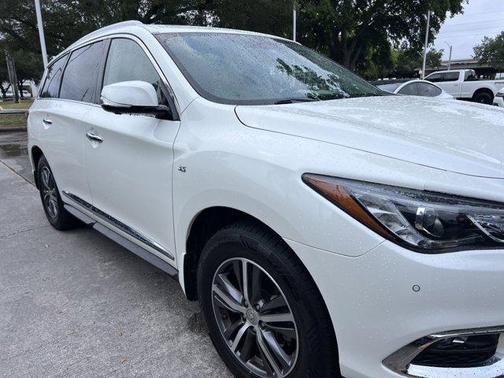 2018 INFINITI QX60 Base
