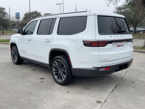 2022 Jeep Wagoneer Series III 4x4