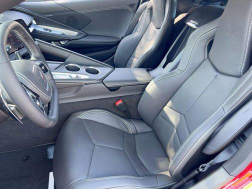 2026 Chevrolet Corvette Stingray w/1LT