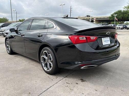 Mosaic Black Metallic 2025 Chevrolet Malibu FWD RS