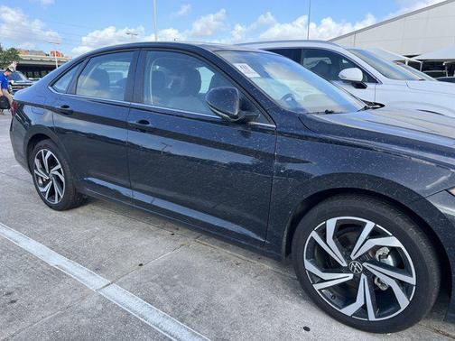 2025 Volkswagen Jetta 1.5T SEL