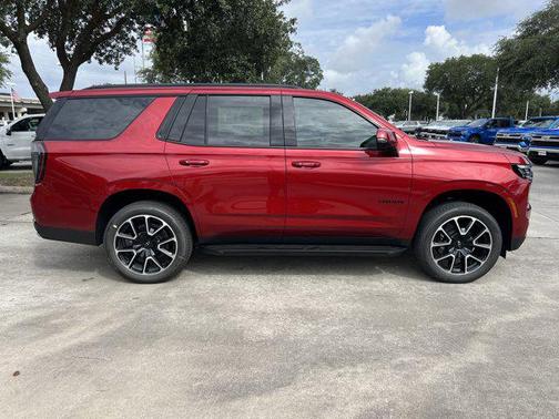 2025 Chevrolet Tahoe 4WD RST