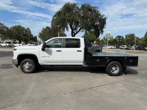 2025 Chevrolet Silverado 3500 WT